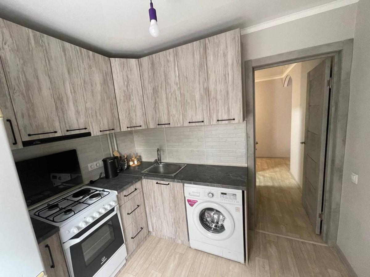 Apartment On Kievskaya Street Bisjkek Eksteriør billede